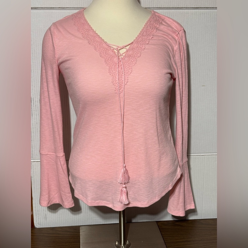 No Boundaries 3xl junior pullover new without tags.